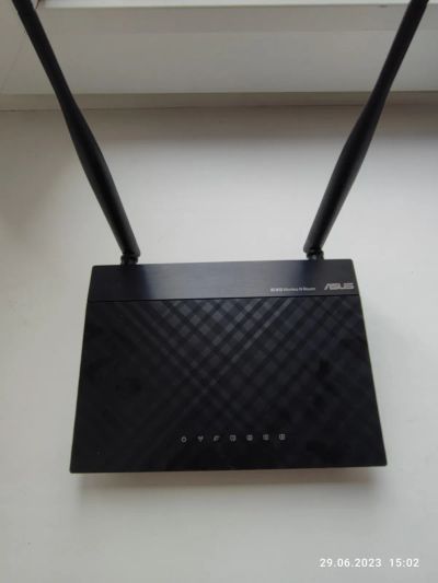 Лот: 20559261. Фото: 1. роутер ASUS RT-N12. Маршрутизаторы (роутеры)