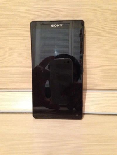 Лот: 3328702. Фото: 1. Продам Sony Xperia ZL. Смартфоны