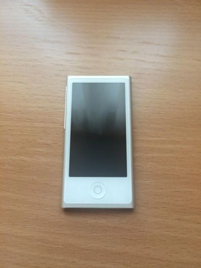 Лот: 9095798. Фото: 1. Плеер IPod Nano 7gen 16gb белый. Плееры