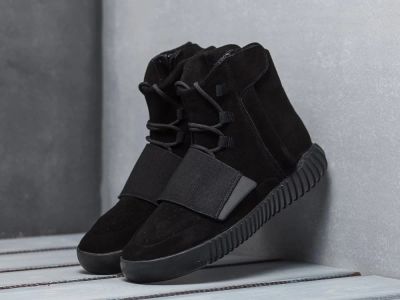 Лот: 8594018. Фото: 1. Кроссовки Adidas Yeezy 750 Boost... Кеды, кроссовки, слипоны