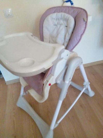 Лот: 8376774. Фото: 1. Стульчик для кормления Happy Baby... Стульчики для кормления
