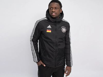 Лот: 24978221. Фото: 1. Куртка Adidas. Верхняя одежда