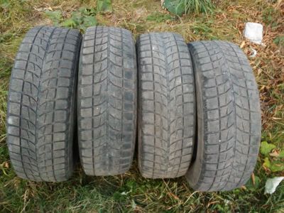 Лот: 16657630. Фото: 1. Шины 205/70/R15 bridgestone blizzak... Шины