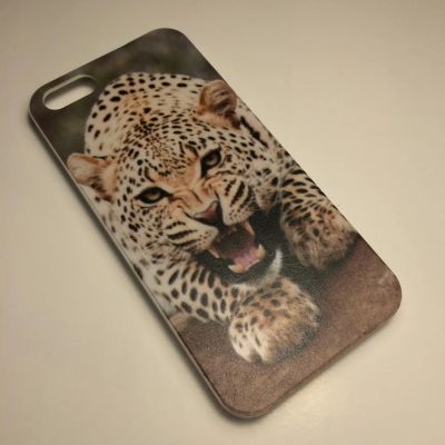 Лот: 7349911. Фото: 1. Чехол iPhone 5 5s пластик. Чехлы, бамперы