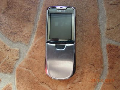 Лот: 9590892. Фото: 1. Nokia 8800-1. Зарядное . Нет батареи... Кнопочные мобильные телефоны