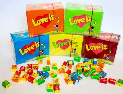 Лот: 8405119. Фото: 1. Жевательная резинка Love is... Жевательная резинка