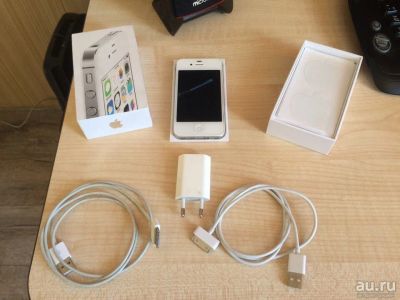 Лот: 11884750. Фото: 1. Iphone 4s 8gb белый. Смартфоны