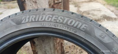 Лот: 24330250. Фото: 1. Bridgestone Blizzak VRX3. Шины