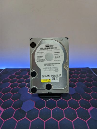 Лот: 25265555. Фото: 1. Жесткий диск 320 ГБ/3.5"/7200... Жёсткие диски (HDD)
