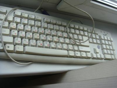 Лот: 9342505. Фото: 1. Клавиатура компьютерная Genius. Клавиатуры и мыши