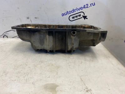 Лот: 21711279. Фото: 1. поддон Ford Focus CB4. Двигатель и элементы двигателя