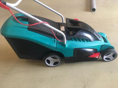 Лот: 14396748. Фото: 1. газонокосилка Bosch ROTAK 34. Другое (садовая техника)