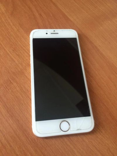 Лот: 7279014. Фото: 1. Iphone 6 64gb золото. РСТ. Смартфоны