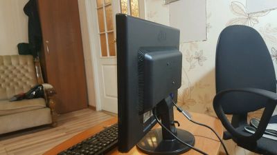Лот: 9039452. Фото: 1. Монитор 22" LG w2242t. ЖК-мониторы