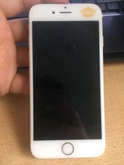 Лот: 11709416. Фото: 1. Iphone 6 s 16 gb золотой. Смартфоны