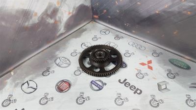 Лот: 23589488. Фото: 1. Шестерня ГРМ промежуточная Isuzu... Двигатель и элементы двигателя