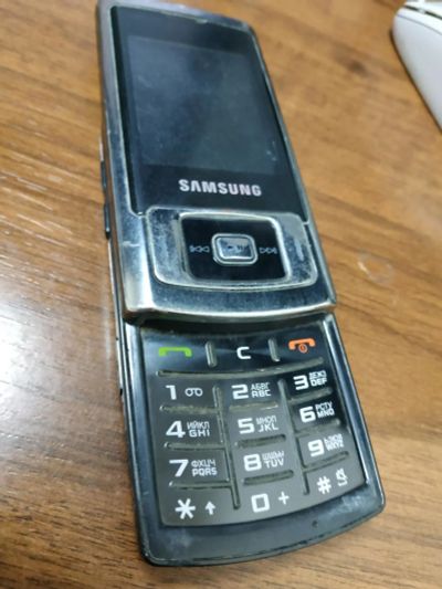 Лот: 12199710. Фото: 1. Samsung J770 без акб 83. Кнопочные мобильные телефоны