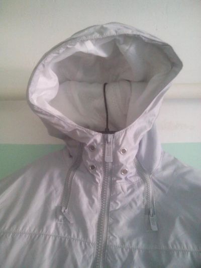 Лот: 6798364. Фото: 1. Ветровка adidas. Верхняя одежда