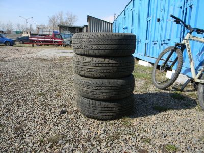 Лот: 13672108. Фото: 1. летняя резина r15. Шины
