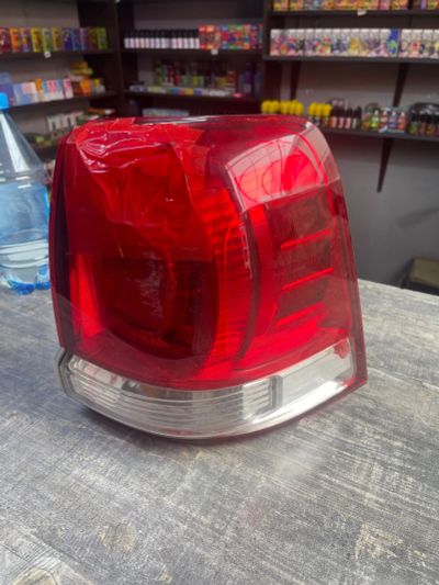 Лот: 20297058. Фото: 1. Фонарь land cruiser 200. Оптика и освещение