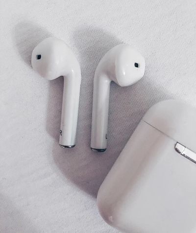 Лот: 12635863. Фото: 1. Беспроводные Bluetooth наушники... Наушники, гарнитуры