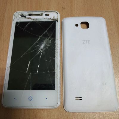 Лот: 12752877. Фото: 1. ZTE Blade A3. На запчасти. Поможем... Шлейфы, разъёмы