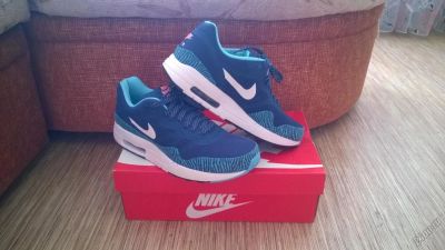 Лот: 5631401. Фото: 1. Nike Air Max. Кеды, кроссовки, слипоны