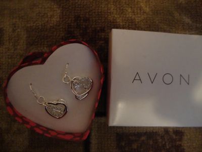 Лот: 3402527. Фото: 1. Серьги "С Любовью" avon НОВЫЕ. Серьги, каффы