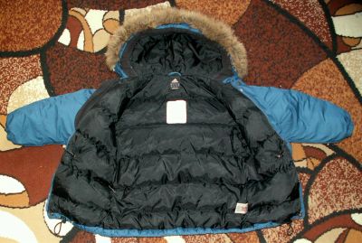 Лот: 3209580. Фото: 1. Пуховик Adidas р.116-120см. Верхняя одежда