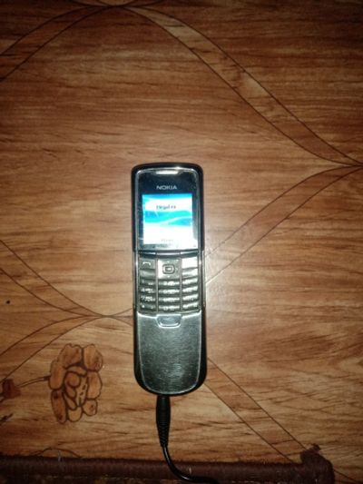 Лот: 17453974. Фото: 1. Nokia 8800. Кнопочные мобильные телефоны