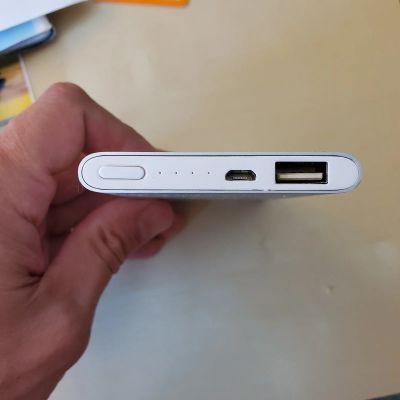 Лот: 17866590. Фото: 1. powerbank xiaomi MI. Внешние, портативные аккумуляторы для смартфонов (Power bank)