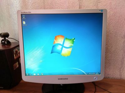 Лот: 11918518. Фото: 1. ЖК монитор 19" Samsung SyncMaster... ЖК-мониторы