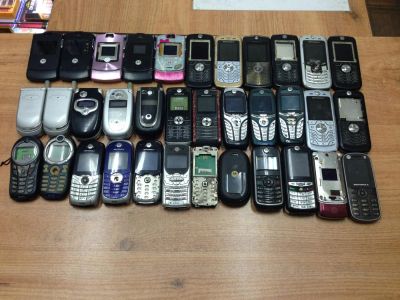Лот: 1113138. Фото: 1. Motorola Mobile 35 штук. Смартфоны