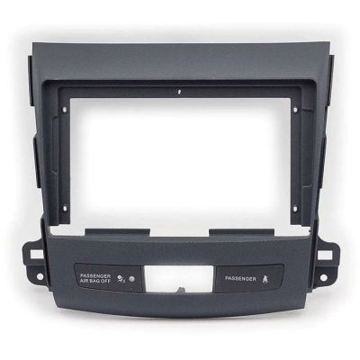 Лот: 20673403. Фото: 1. Переходная рамка Mitsubishi Outlander... Переходные рамки, крепления для автомагнитол