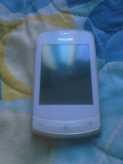 Лот: 5527143. Фото: 1. Сотовый телефон Philips (Филипс... Кнопочные мобильные телефоны