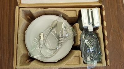 Лот: 20338325. Фото: 1. MikroTik SXT LTE6 kit - rbsxtr... Беспроводные модемы