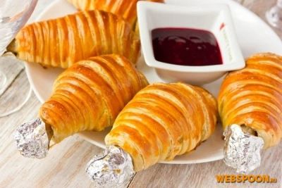 Лот: 5105087. Фото: 1. Куринные ножки в слоёном тесте... Полуфабрикаты