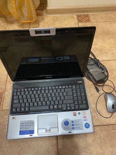 Лот: 25322225. Фото: 1. Ноутбук Asus. Ноутбуки