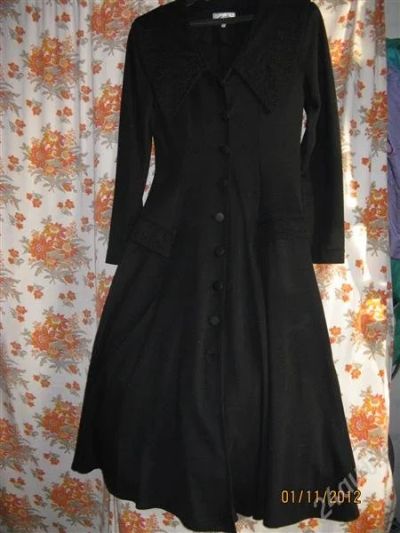 Лот: 2232705. Фото: 1. Платье на пуговицах. Платья