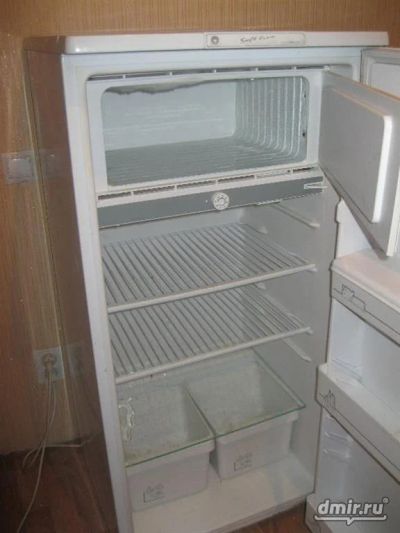 Лот: 5018163. Фото: 1. Холодильник Бирюса. Холодильники, морозильные камеры
