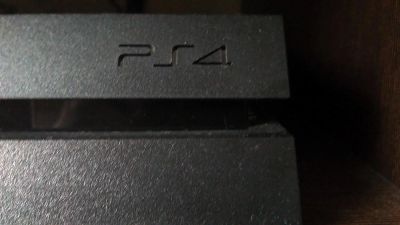 Лот: 9986560. Фото: 1. PS 4 - 1TB. Игровые приставки, консоли