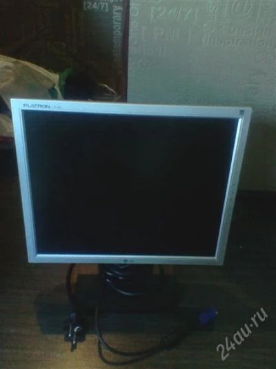 Лот: 985031. Фото: 1. Монитор LG 17. ЖК-мониторы