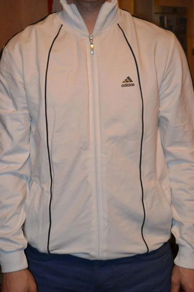 Лот: 3855984. Фото: 1. спортивная кофта Adidas, р46. Свитеры, толстовки, худи