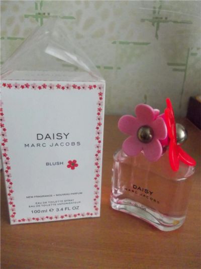 Лот: 9528357. Фото: 1. Daisy Blush от Marc Jacobs 100мл... Женская парфюмерия