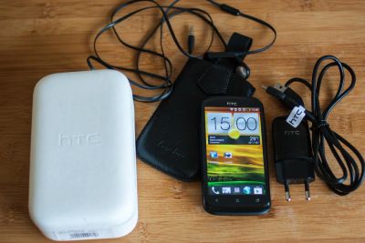 Лот: 4247211. Фото: 1. HTC Desire V на 2 симкарты + кожаный... Смартфоны