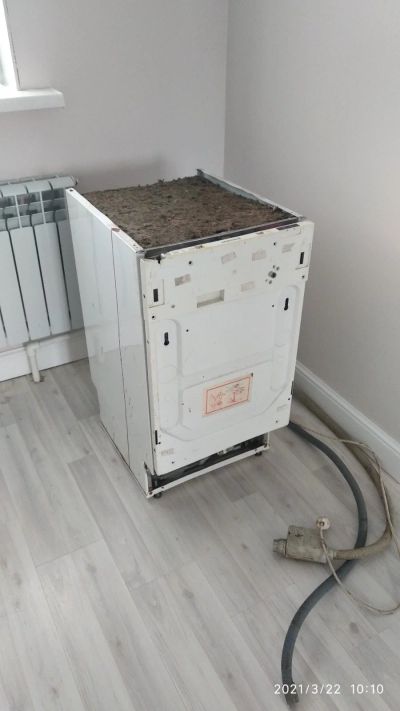 Лот: 17373829. Фото: 1. Продам посудомоечную машину Аристон. Посудомоечные машины