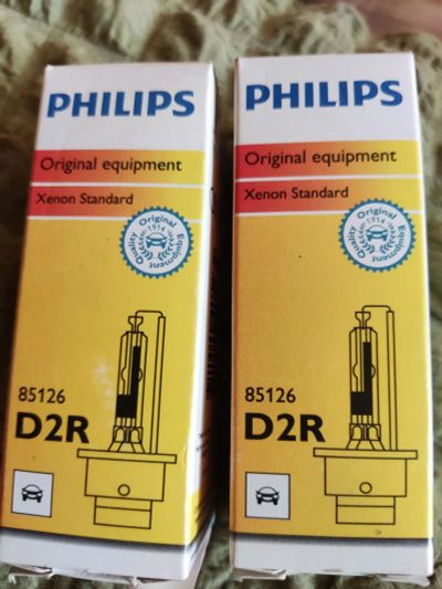 Лот: 22693508. Фото: 1. Лампа ксеноновая Philips. Оптика и освещение
