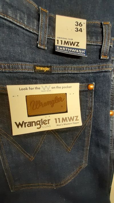 Лот: 20186169. Фото: 1. Мужские джинсы Wrangler Icons... Брюки, джинсы, шорты
