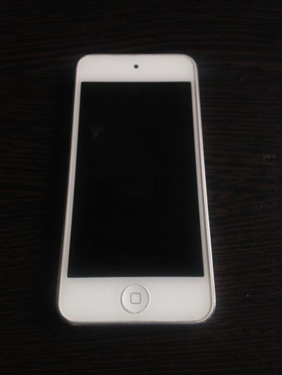 Лот: 7102107. Фото: 1. Продам IPod Touch 5 32GB. Плееры