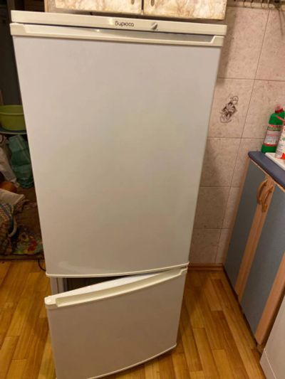 Лот: 24888040. Фото: 1. Холодильник Бирюса. Холодильники, морозильные камеры